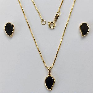 CONJUNTO FOLHEADO A OURO - BANHADO COM 5 MILÉSIMOS + VERNIZ DIAMOND - (CJB922) CONJUNTO COM BRINCOS DE PINO FOLHAS E PINGENTE FOLHA PRETA 12MM - OURO382