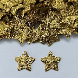 ACESSÓRIO NO BRUTO PRONTO PARA O BANHO - (3.2414F1)- (CX.44) ESTRELA 11MM COM UM FURO - PESO 0,3GR - COMPOSIÇÃO: 100% LATÃO (PEÇA VENDIDA POR UNIDADE) - BRU0003200