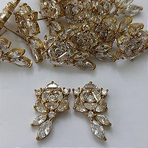BRINCO NO BRUTO PRONTO PARA O BANHO(CX138) - BRINCO DE PINO FLOR CRAVEJADA EM ZIRCÔNIAS 22MM - PESO: 5GR - COMPOSIÇÃO: LATÃO / ZIRCÔNIA - BRU16032