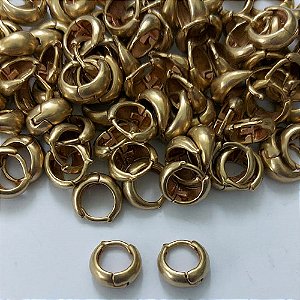 BRINCO NO BRUTO PRONTO BANHO(CX138) - BRINCO ARGOLA DE PRESSÃO (TRANQUETA) - TAMANHO 5X10MM - PESO TOTAL 2GR - BRU16036