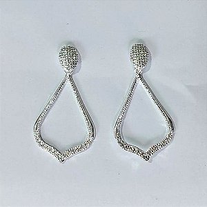 BRINCO FOLHEADO A PRATA COM 50 MILÉSIMOS + VERNIZ DIAMOND - BRINCOS DE PINO BASE DESENHADA BRINCO VAZADO 50MM -PRA586