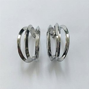 BRINCO EM AÇO INOXIDÁVEL - BRINCO DE PINO ARGOLA TRIPLA 24MM - COMPOSIÇÃO: AÇO INOXIDÁVEL - AÇO2199