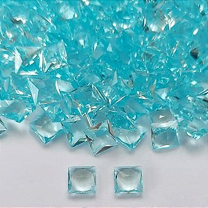 ACESSÓRIO NO BRUTO PRONTO PARA BANHO - ZIRCÔNIA QUADRADA AZUL CLARA 6X6MM - PESO: 0,3GR - (VALOR UNITÁRIO) - BRU0003218