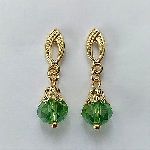 BRINCO FOLHEADO A OURO - BANHADO COM 5 MILÉSIMOS + VERNIZ DIAMOND - BRINCO DE PINO BASE OVAL E CRISTAL AUSTRÍACO 8MM - OURO460