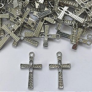 ACESSÓRIO PINGENTE CRUCIFIXO COM STRASS 15X24MM - COMPOSIÇÃO: METAL - BIJU00026