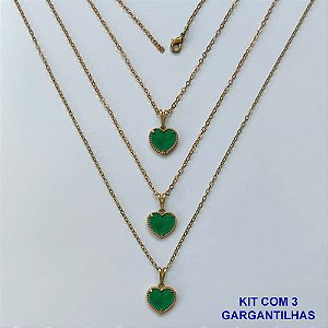 GARGANTILHA NO BRUTO PRONTA PARA O BANHO - KIT COM 3 CORRENTES CADEADOS 45CM E PINGENTES CORAÇÃO EM RESINA VERDE 10MM - PESO TOTAL 5,4GR - BRU16190