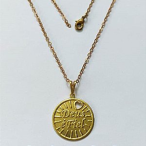 GARGANTILHA NO BRUTO PRONTA PARA O BANHO - (E3040) GARGANTILHA COM CORRENTE CADEADO COM PINGENTE MEDALHA DEUS É FIEL 20MM - PESO: 2,7GR - COMPOSIÇÃO: 100% LATÃO - BRU16201