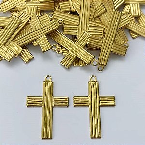 ACESSÓRIO NO BRUTO PRONTO PARA O BANHO - (E1792) (CX.36) CRUCIFIXO 31MM - COMPOSIÇÃO: 100% LATÃO - PESO TOTAL 1,3GR - BRU0003245