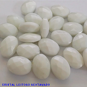 PEDRA EM CRISTAL LEITOSO TAMANHO 24X16MM FURO PASSANTE(VIDRO)SEXTAVADO BRU0003257