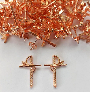 BRINCO NO BRUTO PRONTO PARA O BANHO - (CRIS) BRINCO DE PINO 10MM - PESO TOTAL 1.2GR - BRU0003274