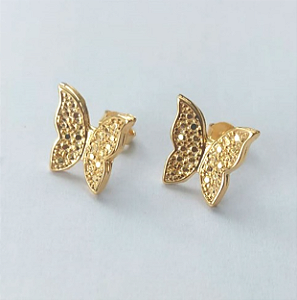 BRINCO FOLHEADO A OURO - BANHADO COM 5 MILÉSIMOS + VERNIZ DIAMOND - (CRIS) BRINCO DE PINO DE 12MM - OURO651