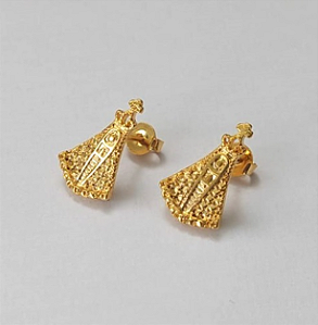 BRINCO FOLHEADO A OURO - BANHADO COM 5 MILÉSIMOS + VERNIZ DIAMOND - (CRIS) BRINCO DE PINO DE 12MM - OURO653