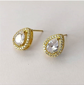 BRINCO NO BRUTO PRONTO PARA O BANHO - BRINCOS DE PINO COM BASE EM ALTA FUSÃO COM ZIRCÔNIA GOTA 6X8MM - PESO TOTAL 2.8gr- BRU0003316