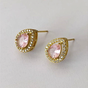 BRINCO NO BRUTO PRONTO PARA O BANHO - BRINCOS DE PINO COM BASE EM ALTA FUSÃO COM ZIRCÔNIA GOTA 6X8MM - PESO TOTAL 2.8gr- BRU0003319