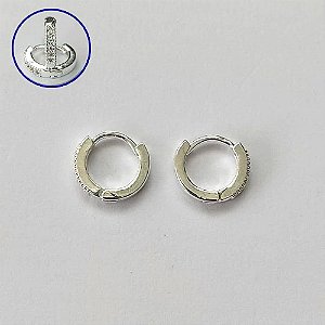 BRINCO FOLHEADO A PRATA COM 50 MILÉSIMO+ VERNIZ DIAMOND BRINCO DE ARGOLA COM 1 FILEIRA DE MICRO ZIRCÔNIAS 11MM PRA687