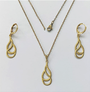 CONJUNTO NO BRUTO PRONTO PARA O BANHO(V2923)PESO TOTAL 2,1GR - COM CORRENTE CADEADO E BRINCO COM BASE ARGOLINHA DE PRESSÃO BRU3338
