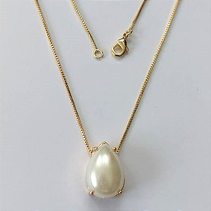 GARGANTILHA FOLHEADA A OURO - BANHADO COM 5 MILÉSIMOS + VERNIZ DIAMOND - CORRENTE VENEZIANA 45CM E PINGENTE EM RESINA VERDE 12X18MM - OURO720