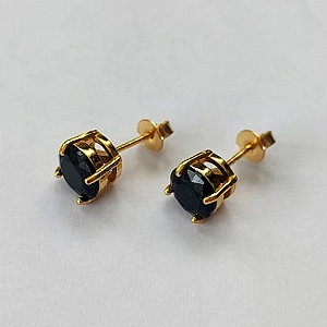 BRINCO FOLHEADO A OURO COM VERNIZ DIAMOND COM BASE EM ALTA FUSÃO E PEDRA DE ZIRCONIA DE 8MM - OURO783