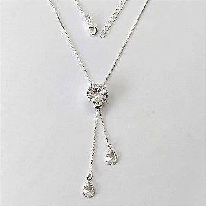 GARGANTILHA FOLHEADA A PRATA COM 50 MILÉSIMOS + VERNIZ DIAMOND CORRENTE VENEZIANA GRAVATINHA 450CM COM PINGENTE EM ZIRCÔNIAS GOTAS E PEDRA EM ZIRCÔNIA CRISTAL 12MM - PRA727