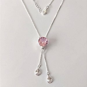GARGANTILHA FOLHEADA A PRATA COM 50 MILÉSIMOS + VERNIZ DIAMOND CORRENTE VENEZIANA GRAVATINHA 450CM COM PINGENTE EM ZIRCÔNIAS GOTAS E PEDRA EM ZIRCÔNIA ROSA 12MM - PRA729