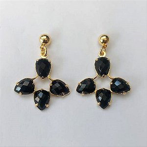 BRINCO FOLHEADO A OURO COM VERNIZ DIAMOND - BRINCO DE PINO FLOR EM ZIRCÔNIAS PRETAS 20MM - OURO812