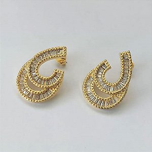 BRINCO FOLHEADO A OURO COM VERNIZ DIAMOND - BRINCO DE PINO TODO EM ZIRCÔNIA 26MM - OURO818