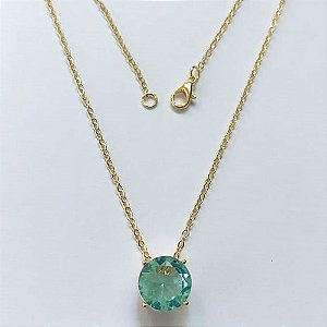 GARGANTILHA FOLHEADA A OURO 5 MILÉSIMOS + VERNIZ DIAMOND - CORRENTE CADEADO 45CM E PINGENTE COM ZIRCÔNIA REDONDA AZUL CLARA 12X12MM - OURO836