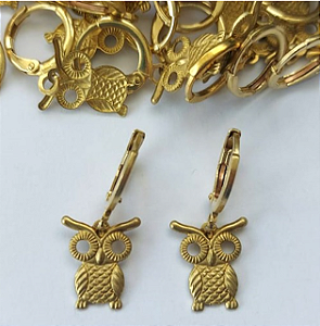 BRINCO NO BRUTO PRONTO PARA O BANHO(CX143)(3.2063A1)BRINCO DE CORUJA COM OLINHO VASADO - PESO TOTAL 1.4GR - BRU16334