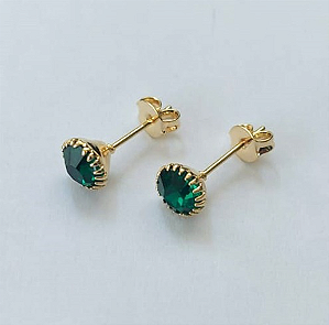 BRINCO FOLHEADO A OURO 5 MILÉSIMOS + VERNIZ DIAMOND -BRINCO DE PINO- TAMANHO 6MM - OURO909