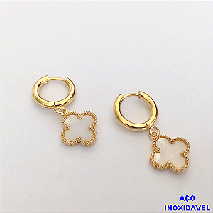 BRINCO EM AÇO INOXIDÁVEL(CX143) BRINCO ARGOLINHA DE PRESSÃO(DOURADO) VAN CLEEF 12MM - COMPOSIÇÃO: AÇO INOXIDÁVEL - AÇO2285