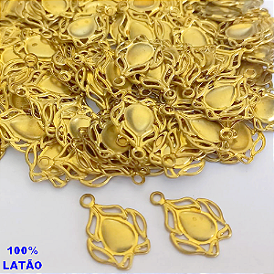 ACESSÓRIO NO BRUTO PRONTO PARA O BANHO - (V3257) ACESSORIO 16X12MM COM UMA ARGOLA-(CX143) COMPOSIÇÃO: 100% LATÃO - PESO: 0,3GR - BRU0003497