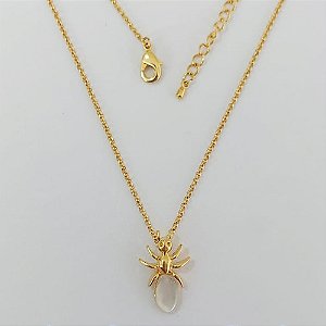 GARGANTILHA FOLHEADO A OURO - BANHADO COM 5 MILÉSIMOS + VERNIZ DIAMOND - CORRENTE ELLO PORTUGUÊS 40CM PINGENTE ARANHA 11MM- OURO1108