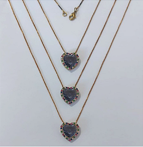 GARGANTILHA NO BRUTO PRONTA PARA O BANHO - KIT COM 3 GARGANTILHAS COM CORRENTES VENEZIANA 45CM E PINGENTES COM BASES EM ALTA FUSÃO CORAÇÃO CRAVEJADAS COM MICROS ZIRCÔNIAS COLORIDA E PEDRA EM ZIRCÔNIA 10MM - PESO TOTAL 3,4GR/UNIDADE - BRU0003748