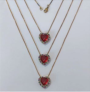 GARGANTILHA NO BRUTO PRONTA PARA O BANHO - KIT COM 3 GARG. COM CORRENTES VENEZIANA 45CM E PINGENTES COM BASES EM ALTA FUSÃO CORAÇÃO CRAVEJADAS COM MICROS ZIRCÔNIAS COLORIDA E PEDRA EM ZIRCÔNIA 10MM - PESO TOTAL 3,4GR/UNIDADE - BRU0003756