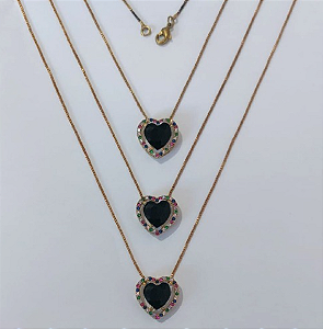 GARGANTILHA NO BRUTO PRONTA PARA O BANHO - KIT COM 3 GARG. COM CORRENTES VENEZIANA 45CM E PINGENTES COM BASES EM ALTA FUSÃO CORAÇÃO CRAVEJADAS COM MICROS ZIRCÔNIAS COLORIDA E PEDRA EM ZIRCÔNIA 10MM - PESO TOTAL 3,4GR/UNIDADE - BRU0003758