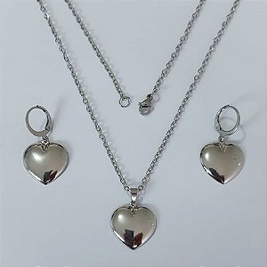 CONJUNTO EM AÇO INOXIDÁVEL(CX147)- CORRENTE DE 45CM (03) BRINCOS ARGOLAS DE PRESSÃO COM PINGENTES CORAÇÃO LISO 17MM AÇO2321