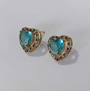 BRINCO NO BRUTO PRONTO PARA O BANHO (BASE DE 15MM TODA CRAVEJADA EM MICRO ZIRCONIAS COLORIDA E PEDRA DE ZIRCONIA DE10MM CORAÇÃO(PEÇA EM ALTA FUSÃO) - PESO DO BRINCO 4,3GR - BRU3809