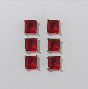 BRINCO NO BRUTO PRONTO PARA O BANHO - KIT COM 3 BRINCOS DE PINO COM BASE EM ALTA FUSÃO COM ZIRCÔNIA QUADRADA 8X8MM - PESO TOTAL 3,5GR - BRU3870