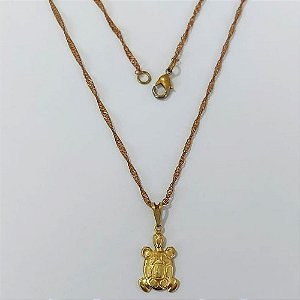 GARGANTILHA NO BRUTO PRONTA PARA O BANHO - (2006) GARGANTILHA COM CORRENTE SINGAPURA 45CM E PINGENTE TARTARUGA 16MM - PESO: 2,6GR - COMPOSIÇÃO: 100% LATÃO - BRU24017