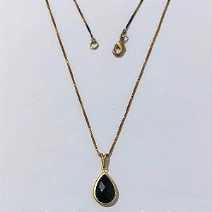 GARGANTILHA NO BRUTO PRONTA PARA O BANHO - GARGANTILHA COM CORRENTE VENEZIANA 45CM E PINGENTE 8X12MM (GOTA)COMPOSIÇÃO 70% LATÃO E 30% VIDRO PRETA - PESO: 2,4GR - COMPOSIÇÃO: 100% LATÃO - BRU24038