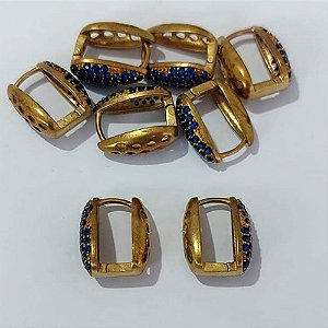 BRINCO NO BRUTO PRONTO PARA O BANHO - BRINCO ARGOLINHA DE PRESSÃO CRAVEJADO EM MICROS ZIRCÔNIAS AZUIS 16MM - COMPOSIÇÃO: LATÃO / ZIRCÔNIA - PESO 3,1GR - BRU24061