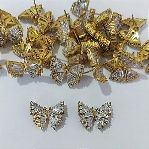 BRINCO NO BRUTO PRONTO PARA O BANHO - BRINCO DE PINO BORBOLETA CRAVEJADA COM ZIRCÔNIAS - TAMANHO 16MM - COMPOSIÇÃO: LATÃO / ZIRCÔNIA - PESO 4,4GR - BRU24087