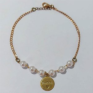 PULSEIRA NO BRUTO PRONTA PARA O BANHO - PULSEIRA COM PÉROLAS E MEDALHA GRATIDÃO - TAMANHO 18CM + EXTENSOR - PESO 2,5GR - BRU24190