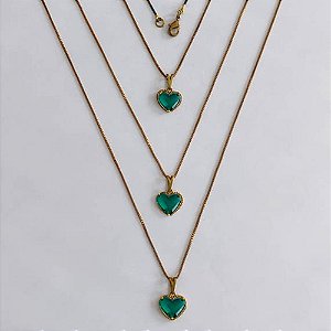 GARGANTILHA NO BRUTO PRONTA PARA O BANHO - KIT COM 3 CORRENTES VENEZIANAS 45CM E PINGENTES CORAÇÃO TIPO VAN CLEEF EM VIDRO VERDE 10MM - PESO TOTAL 7,8GR - BRU24260