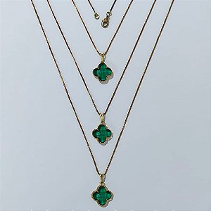 GARGANTILHA NO BRUTO PRONTA PARA O BANHO - KIT COM 3 CORRENTES VENEZIANAS 45CM E PINGENTES TIPO VAN CLEEF VIDRO VERDE 15MM - PESO TOTAL 9GR - BRU24306