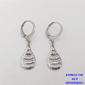 BRINCO EM AÇO INOXIDAVEL (CX154)- ARGOLINHA DE PRESSÃO PINGENTE DE GOTA DE 2CM - AÇO0311