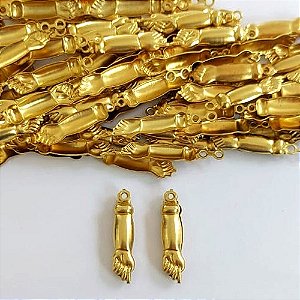 ACESSÓRIO NO BRUTO PRONTO PARA O BANHO - (799) (CX.72) PINGENTE FIGA DUPLA 20MM COM UMA ARGOLINHA - COMPOSIÇÃO: 100% LATÃO - PESO TOTAL 0,8GR - BRU24411