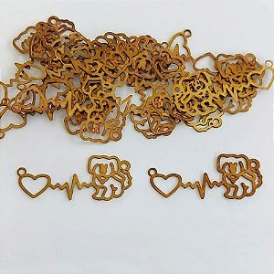 ACESSÓRIO NO BRUTO PRONTO PARA O BANHO - (CX.72) (509) PINGENTE FOTO CORROSSÃ CACHORRO BATIMENTO 34MM COM DUAS ARGOLINHA - COMPOSIÇÃO: 100% LATÃO - PESO TOTAL 0,4GR - BRU24418