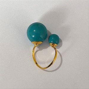 ANEL FOLHEADO A OURO - BANHADO COM 5 MILÉSIMOS + VERNIZ DIAMOND - ANEL COM ESFERAS DUPLAS AZUIS - OURO1204