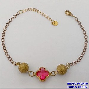 PULSEIRA NO BRUTO PRONTO PARA O BANHO(CX160)- COM BOLAS EM LATÃO DIAMANTADA E UM TREVO DE VIDRO/ TAMANHO 18CM - PESO TOTAL 2,4GR - BRU24711